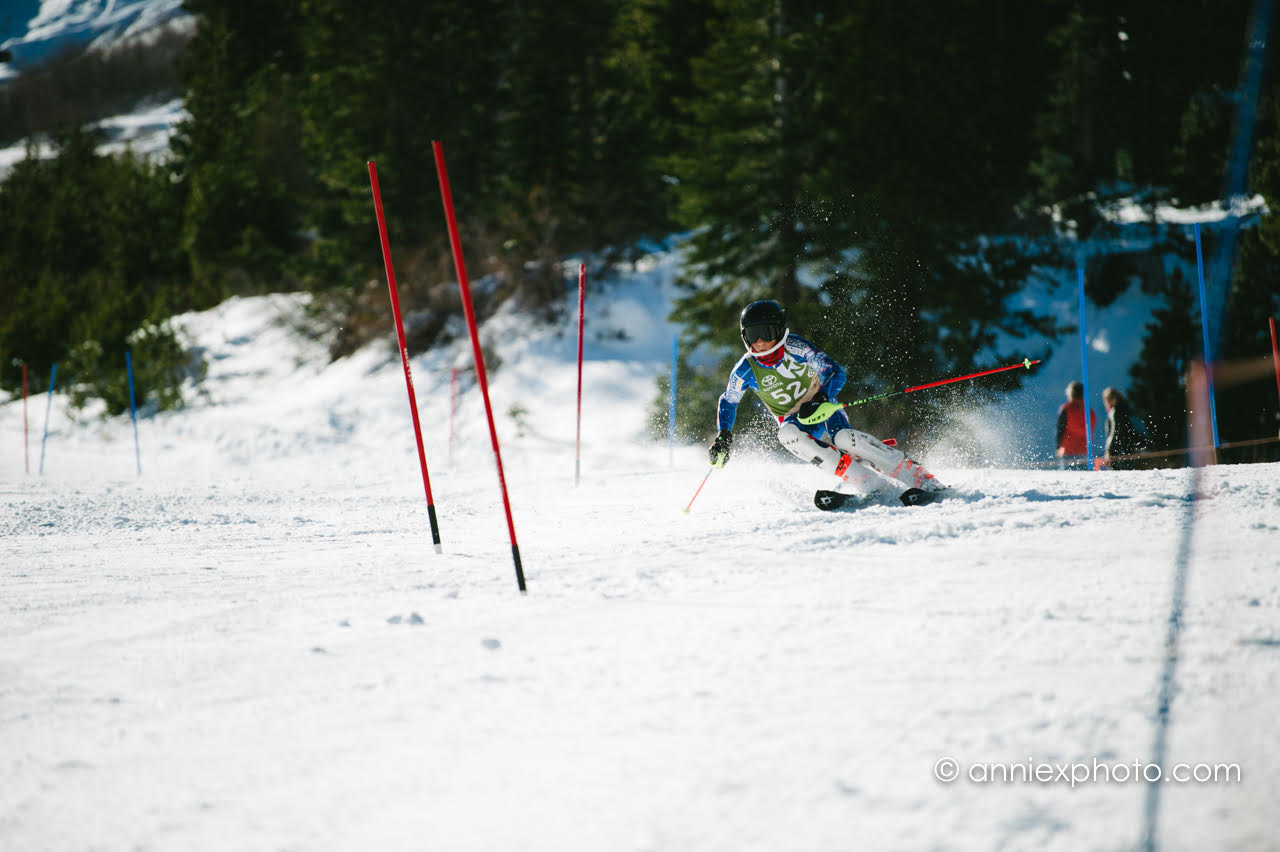 Luca skiing a race